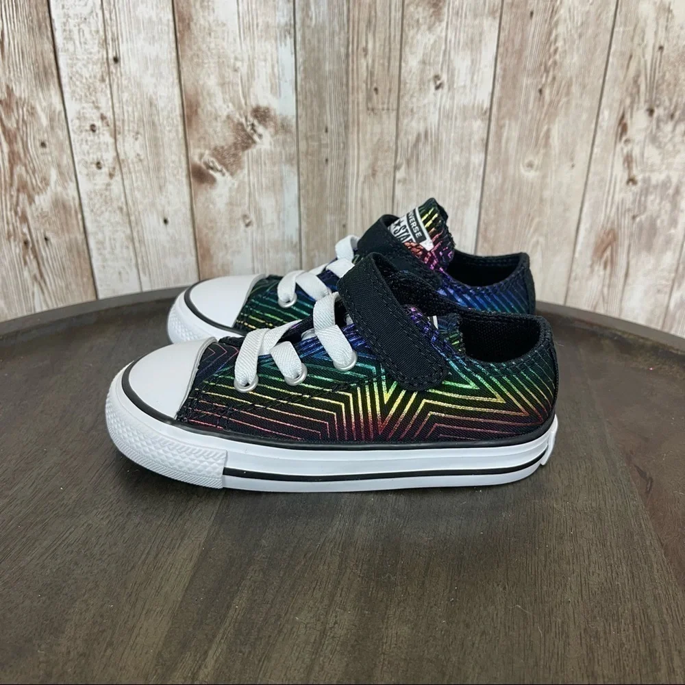 Converse 1V Ox “All of the Stars” Sneaker Size 7 Infant